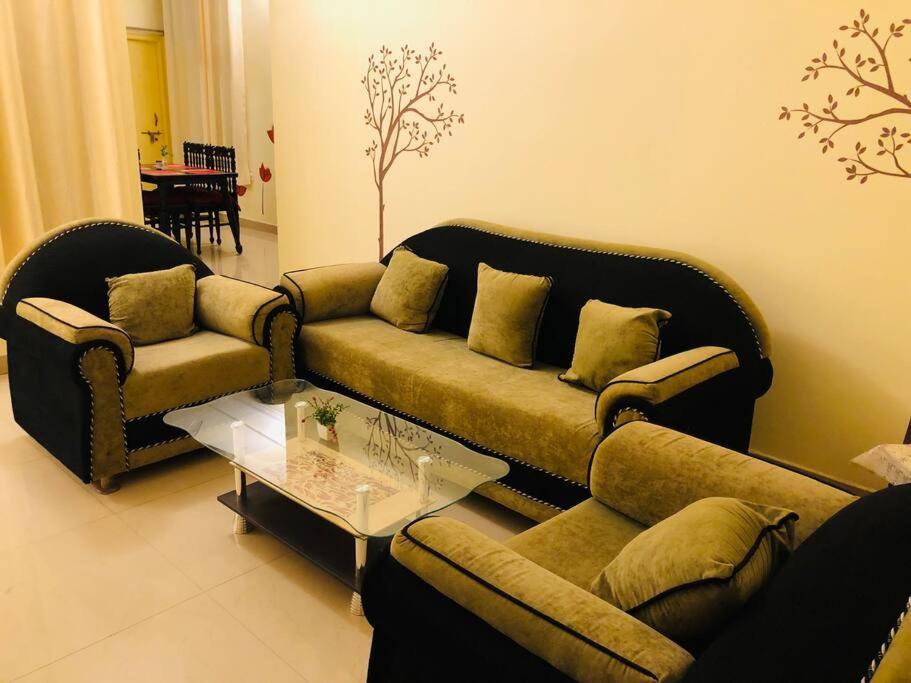 The Emerald House Varanasi Eksteriør billede